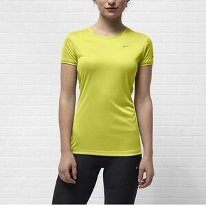 Nike Top Women's Yellow Dri-FIT Shirt Running Exercise Workout Size Large